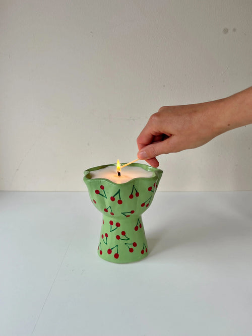 Candle Making Creation Berries Curvy Candle Holder
